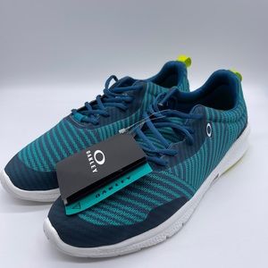 Men Sz 11 Lake Blue Oakley Evzero Pattern Dry Cross Training Shoes F0F100140-6AD